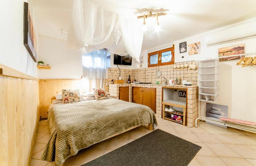 Tabor 1 Garden & Parking Apartament Neapol